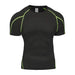 T-shirt de course homme UltraDry™ noir avec détails verts – respirant, léger, séchage rapide, tissu technique anti-humidité, idéal running et entraînement intensif.