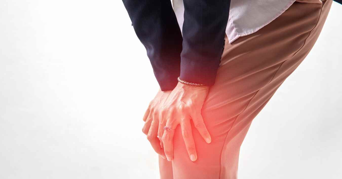 Peut-on courir avec une douleur au genou ? Les signes à ne jamais ignorer