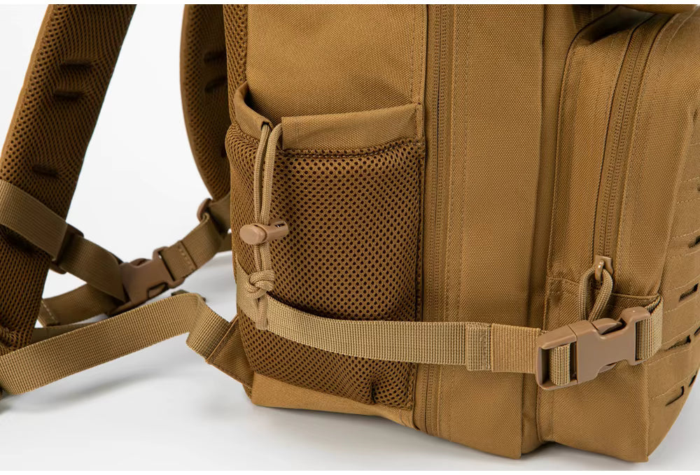 Sac à dos sport grande capacité avec poche latérale pour bouteille et sangles de maintien, sac fitness randonnée DecaTeamSports