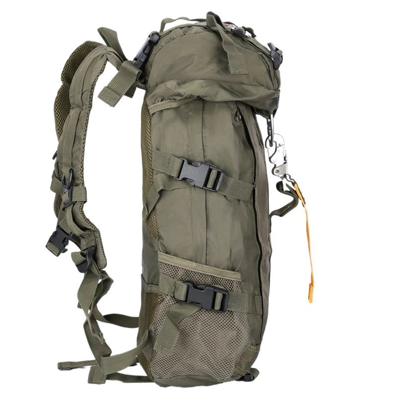 Sac à dos sport tactique 30-40L en nylon avec sangles de compression et poche latérale filet pour randonnée et outdoor
