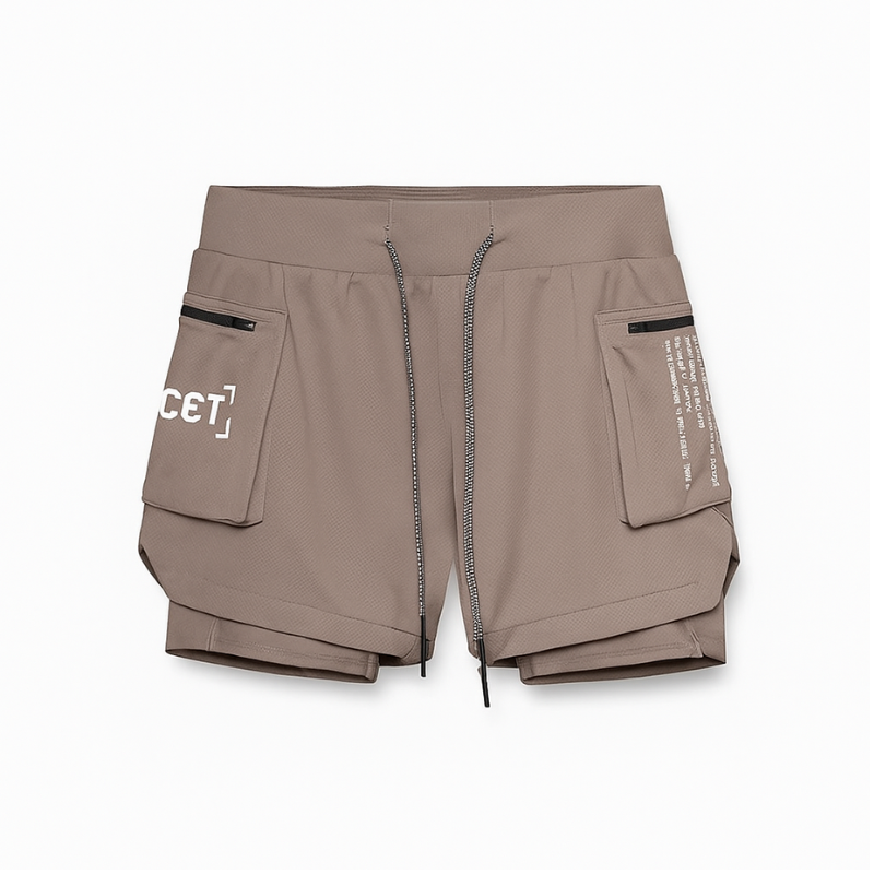 Short sport homme ECET marron – vue à plat avec poches zippées, cuissard intégré et finitions techniques.