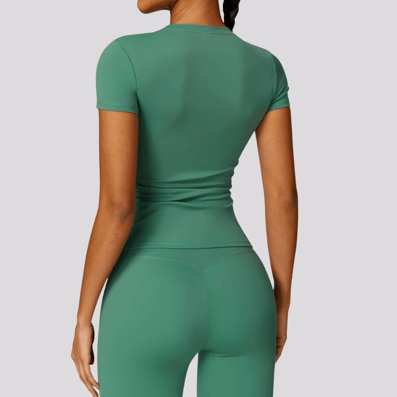 T-shirt sport femme gainant vert eucalyptus, vue dos et coupe ajustée