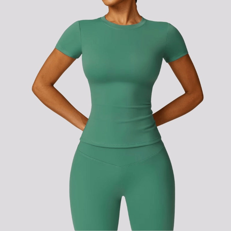 T-shirt sport femme gainant vert eucalyptus, silhouette ajustée et confortable