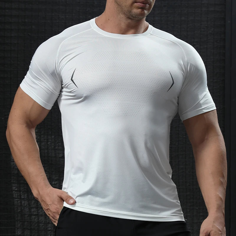 T-shirt de sport homme blanc ajusté, tissu léger et confortable