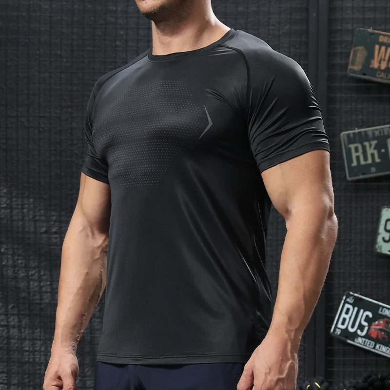 T-shirt de sport homme noir extensible, liberté de mouvement