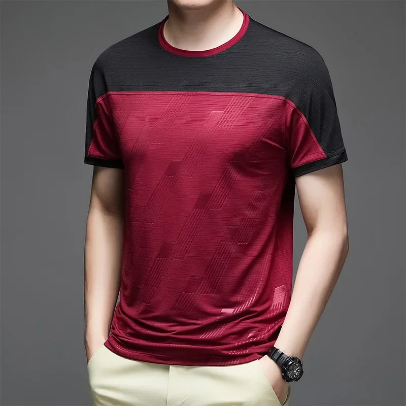 T-shirt de sport homme respirant rouge et noir coupe ajustée pour fitness et running